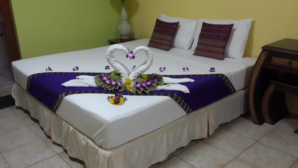 Chez Charly Bungalow Nai Yang Beach Kültér fotó