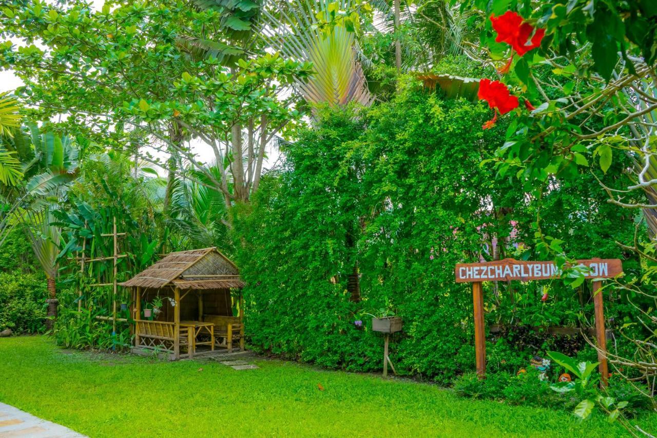 Chez Charly Bungalow Nai Yang Beach Kültér fotó